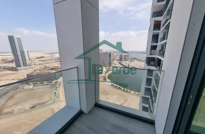 صورة لـ شرفة شقة - 3 غرف نوم - 4 حمامات للايجار في برج الوفرة السكني - نجمة أبوظبي - جزيرة الريم - أبوظبي ، صورة رقم 1