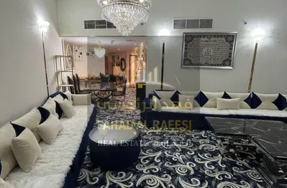 شقة - 2 غرف نوم - 3 حمامات للبيع في مساكن كورنيش عجمان - طريق كورنيش عجمان - عجمان