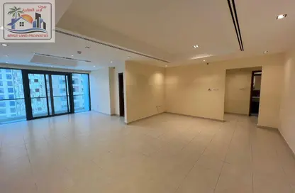Apartment - 2 Bedrooms - 4 Bathrooms for rent in Al Khan Corniche - Al Khan - Sharjah