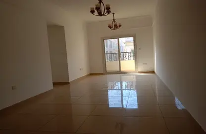 شقة - 3 غرف نوم - 3 حمامات للايجار في مبنى مويلح - مويلح - الشارقة