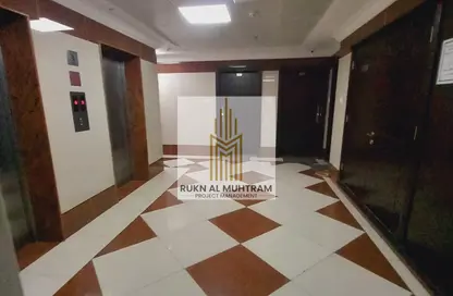 شقة - غرفة نوم - 2 حمامات للايجار في الثاني مويلح - تجارية مويلح - الشارقة