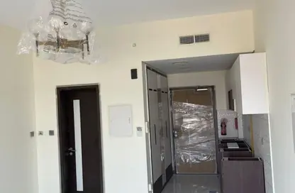 Apartment - Studio for rent in Wavez Residence - Liwan - Dubai Land - Dubai