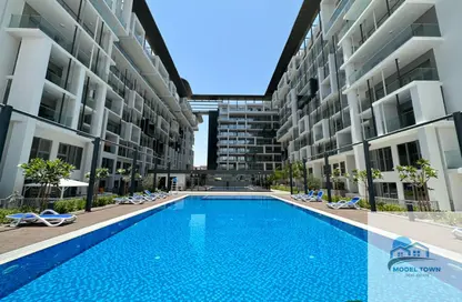 Apartment - Studio - 1 Bathroom for rent in Oasis 1 - Oasis Residences - Masdar City - Abu Dhabi