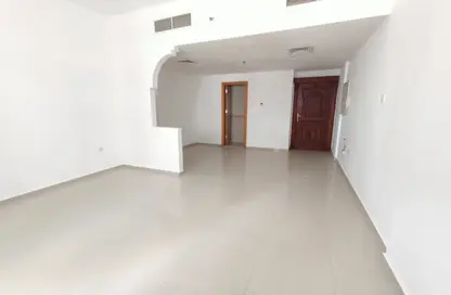 Apartment - 2 Bedrooms - 3 Bathrooms for rent in Amna Building - Dubai Silicon Oasis - Dubai