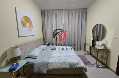 شقة - غرفة نوم - 2 حمامات للايجار في بوابة بن غاطي - الجداف - دبي