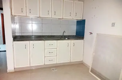 Apartment - Studio - 1 Bathroom for rent in Al Souk Al Kabeer - Bur Dubai - Dubai