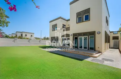 فيلا - 3 غرف نوم - 5 حمامات للايجار في التراث - جميرا بارك - دبي