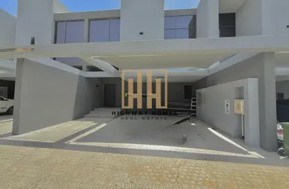 Townhouse - 4 Bedrooms - 5 Bathrooms for rent in Robinia - Masaar - Tilal City - Sharjah