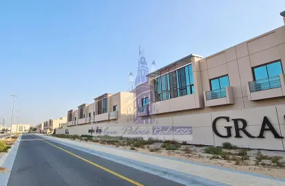 Townhouse - 4 Bedrooms - 4 Bathrooms for sale in Grand Views - Meydan Gated Community - Meydan - Dubai