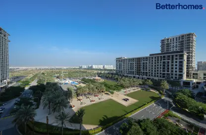 Apartment - 3 Bedrooms - 3 Bathrooms for sale in Parkviews - Town Square - Dubai