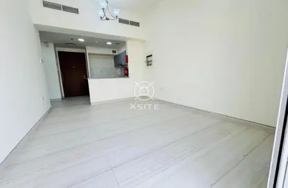 شقة - 2 غرف نوم - 2 حمامات للايجار في إس إس لوتاه ريزيدنس - قرية الجميرا سركل - دبي