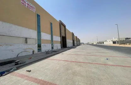 مستودع - استوديو - 1 حمام للايجار في الصجعة الصناعية - آلصجعه - الشارقة