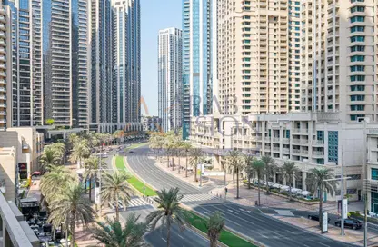 Apartment - 3 Bedrooms - 5 Bathrooms for rent in Vida Residence Downtown - Downtown Dubai - Dubai Apartment - 3 Bedrooms - 5 Bathrooms for rent in Vida Residence Downtown - Downtown Dubai - Dubai