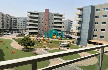 Apartment - 1 Bedroom - 2 Bathrooms for rent in Tower 30 - Al Reef Downtown - Al Reef - Abu Dhabi