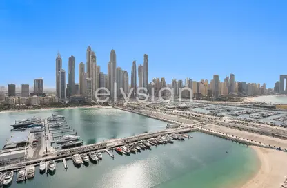 شقة - 2 غرف نوم - 2 حمامات للبيع في مارينا فيستا - إعمار بيتشفرونت - دبي هاربور - دبي