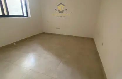 Apartment - 3 Bedrooms - 3 Bathrooms for rent in Al Khan Corniche - Al Khan - Sharjah
