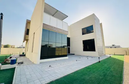 Villa - 5 Bedrooms - 7 Bathrooms for rent in Hoshi 1 - Hoshi - Al Badie - Sharjah