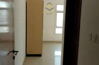 شقة - غرفة نوم - 2 حمامات للايجار في المجرة - الشرق - الشارقة