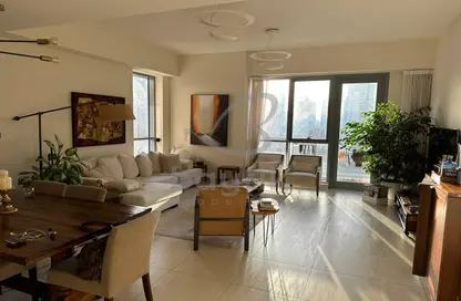 Apartment - 1 Bedroom - 2 Bathrooms for rent in Bahwan Tower Downtown - Downtown Dubai - Dubai