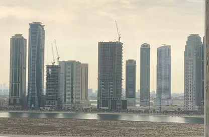 Apartment - 1 Bedroom - 2 Bathrooms for rent in Al Khan - Sharjah