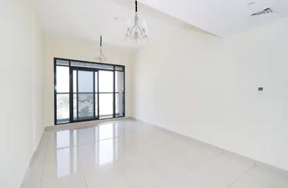 Apartment - 2 Bedrooms - 2 Bathrooms for rent in Etlala Residence - Dubai Land Residence Complex - Dubai