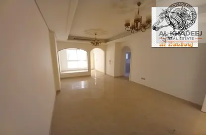 شقة - غرفة نوم - 2 حمامات للايجار في 2 المويهات - المويهات - عجمان