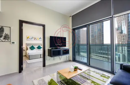 صورة لـ غرفة المعيشة شقة - غرفة نوم - 2 حمامات للايجار في برج ميرانو - الخليج التجاري - دبي ، صورة رقم 1