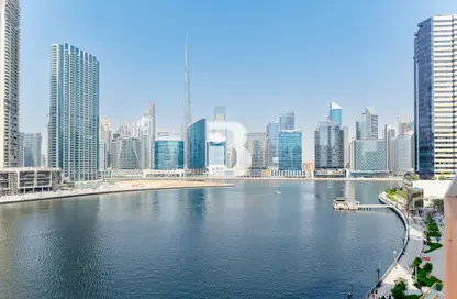 شقة - 2 غرف نوم - 3 حمامات للايجار في ميلينيوم بن غاطي ريزيدنسز - الخليج التجاري - دبي