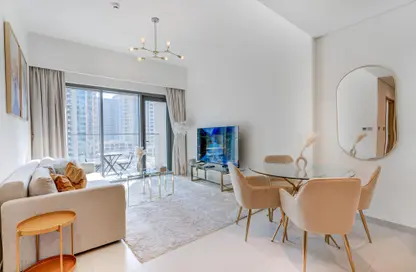 صورة لـ غرفة المعيشة / غرفة الطعام شقة - غرفة نوم - 1 حمام للايجار في برج رويال - دبي وسط المدينة - دبي ، صورة رقم 1