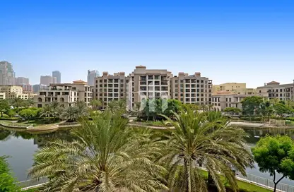 Apartment - 1 Bedroom - 2 Bathrooms for sale in The Links Canal Apartments - The Links - The Views - Dubai