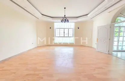 Villa - 5 Bedrooms - 6 Bathrooms for rent in Jumeirah 1 Villas - Jumeirah 1 - Jumeirah - Dubai Villa - 5 Bedrooms - 6 Bathrooms for rent in Jumeirah 1 Villas - Jumeirah 1 - Jumeirah - Dubai