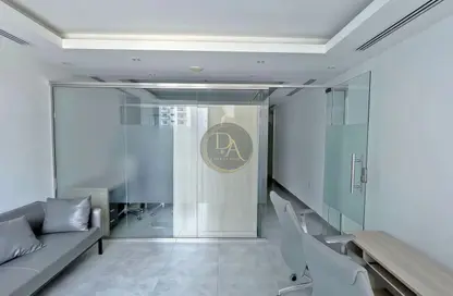 مكتب - استوديو - 1 حمام للايجار في برج تماني - الخليج التجاري - دبي