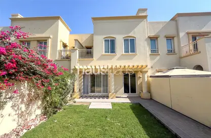 فيلا - 2 غرف نوم - 3 حمامات للبيع في الينابيع 8 - الينابيع - دبي