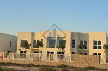 شقة - 2 غرف نوم - 4 حمامات للبيع في غرناطه ٢ - غرناطة - ميناء العرب - راس الخيمة - رأس الخيمة