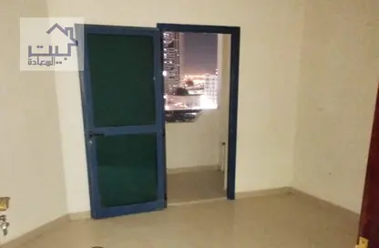 Empty Room image for: Apartment - 2 Bedrooms - 1 Bathroom for rent in Al Naemiya Tower 1 - Al Naemiya Towers - Al Nuaimiya - Ajman, Image 1