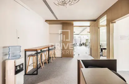 مكتب - استوديو للايجار في خليج آيريس - الخليج التجاري - دبي