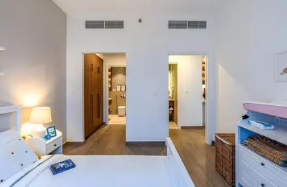 Apartment - 3 Bedrooms - 3 Bathrooms for sale in The Mayfair - Town Square - Dubai