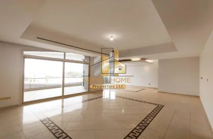 Apartment - 4 Bedrooms - 4 Bathrooms for rent in Alia Tower - Corniche Road - Abu Dhabi