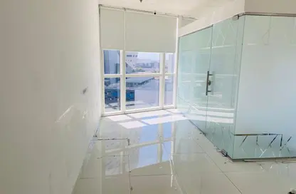 Office Space - Studio for rent in Park Lane Tower - Business Bay - Dubai