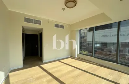 Apartment - 1 Bedroom - 2 Bathrooms for rent in Silverene Tower B - Silverene - Dubai Marina - Dubai