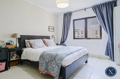 Apartment - 2 Bedrooms - 3 Bathrooms for sale in Zaafaran 2 - Zaafaran - Old Town - Dubai