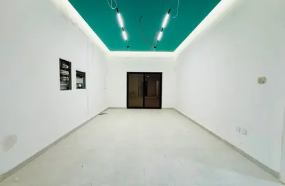 Apartment - 1 Bedroom - 2 Bathrooms for rent in Al Amir Abdullah Building - International City Phase 2 - Al Warsan 4 - Al Warsan - Dubai Apartment - 1 Bedroom - 2 Bathrooms for rent in Al Amir Abdullah Building - International City Phase 2 - Al Warsan 4 - Al Warsan - Dubai