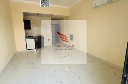 Apartment - Studio - 1 Bathroom for rent in Al Jurf 3 - Al Jurf - Ajman Downtown - Ajman