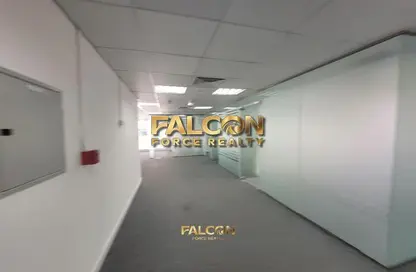 Full Floor - Studio - 1 Bathroom for rent in Maze Tower - Sheikh Zayed Road - Dubai