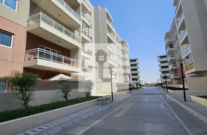 Apartment - 1 Bedroom - 2 Bathrooms for rent in Al Reef Downtown - Al Reef - Abu Dhabi