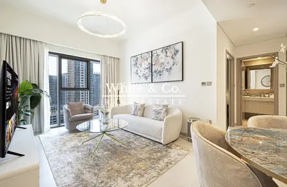 Apartment - 1 Bedroom - 1 Bathroom for sale in Burj Royale - Downtown Dubai - Dubai