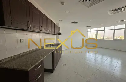 Apartment - Studio - 1 Bathroom for rent in RAK Tower - Al Seer - Ras Al Khaimah