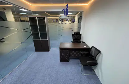 Business Centre - Studio - 4 Bathrooms for rent in Al Sawari Tower - Al Khalidiya - Abu Dhabi
