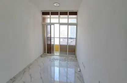 Apartment - 2 Bedrooms - 2 Bathrooms for rent in Sarkua Tower - Al Majaz 2 - Al Majaz - Sharjah