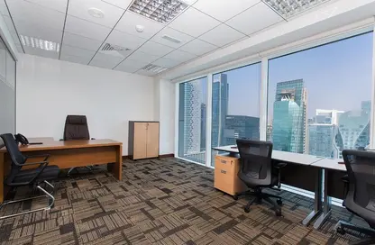 Co-working space - Studio - 2 Bathrooms for rent in Single Business Tower - Sheikh Zayed Road - Dubai